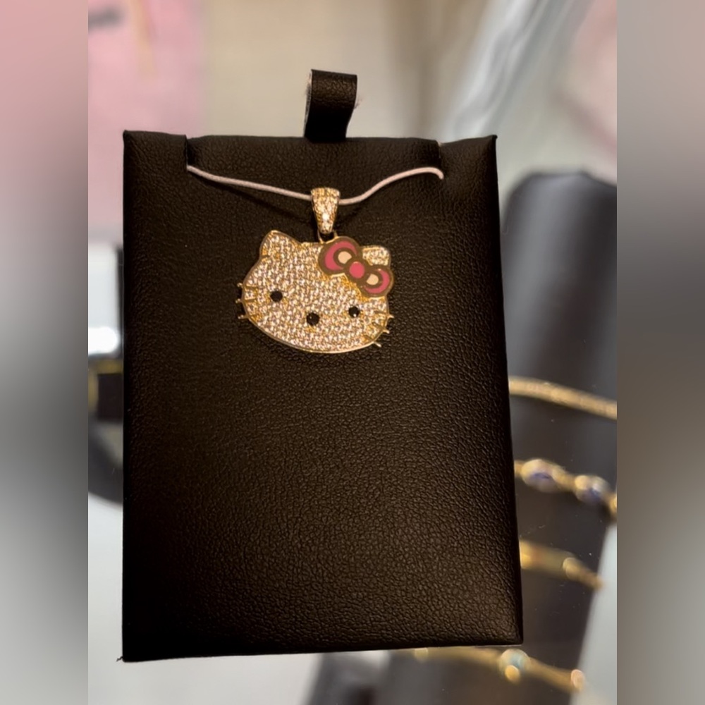 HELLO KITTY 14K REAL GOLD PENDENT ONLY!